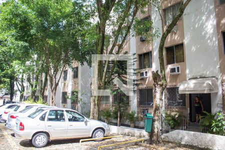 Apartamento à venda com 58m², 2 quartos e 1 vaga Apartamento à venda com 58m², 2 quartos e 1 vagaFachada do bloco