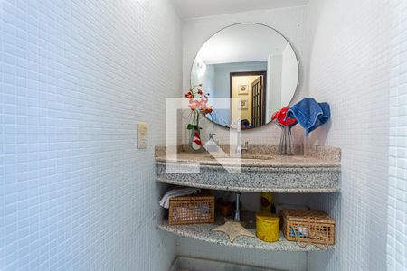 Lavabo de casa de condomínio à venda com 5 quartos, 280m² em Badu, Niterói