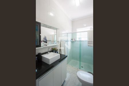 Casa à venda com 150m², 3 quartos e 1 vaga Casa à venda com 150m², 3 quartos e 1 vagaBanheiro