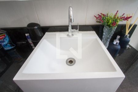 Casa à venda com 150m², 3 quartos e 1 vaga Casa à venda com 150m², 3 quartos e 1 vagaBanheiro