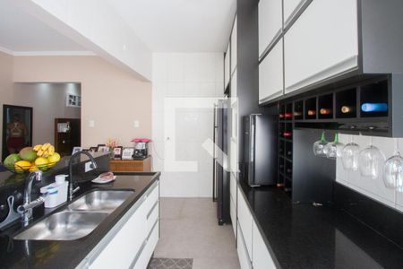 Casa à venda com 150m², 3 quartos e 1 vaga Casa à venda com 150m², 3 quartos e 1 vagaCozinha