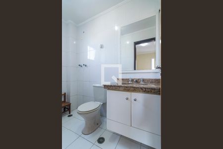 Apartamento à venda com 110m², 3 quartos e 2 vagasBanheiro da Suite 2