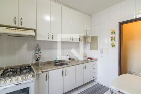 Apartamento à venda com 110m², 3 quartos e 2 vagasCozinha