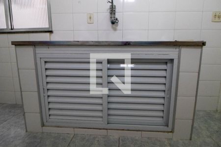 Apartamento para alugar com 60m², 2 quartos e sem vagaCozinha - Armários