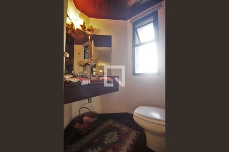 Lavabo de apartamento à venda com 3 quartos, 206m² em Vila Suzana, São Paulo