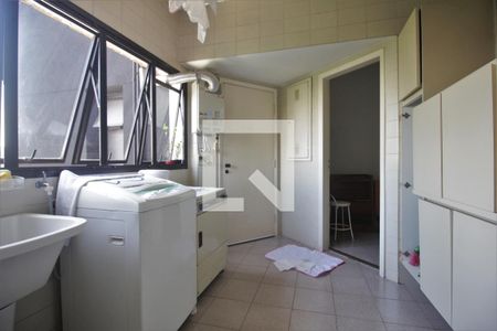Apartamento à venda com 206m², 3 quartos e 2 vagasÁrea de serviço