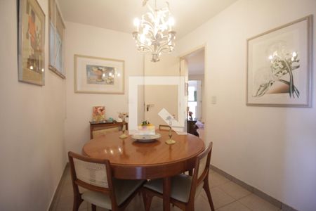 Apartamento à venda com 206m², 3 quartos e 2 vagasCopa