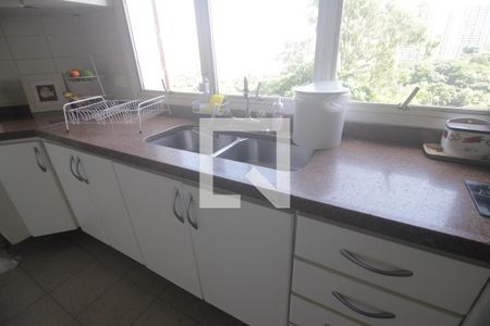 Apartamento à venda com 206m², 3 quartos e 2 vagasPia