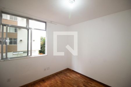Quarto 1 de apartamento à venda com 3 quartos, 80m² em Leblon, Rio de Janeiro