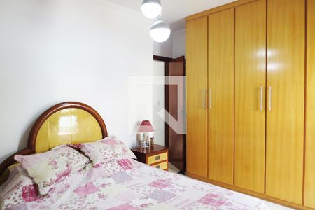 Casa à venda com 216m², 3 quartos e 4 vagasQuarto Suíte