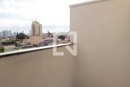 Sacada de casa à venda com 3 quartos, 216m² em Vila Invernada, São Paulo
