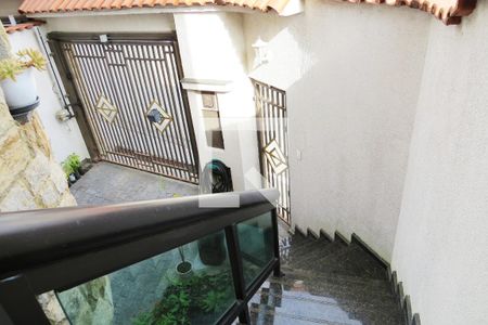 Casa à venda com 216m², 3 quartos e 4 vagasEntrada