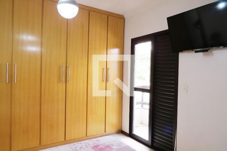 Casa à venda com 216m², 3 quartos e 4 vagasQuarto Suíte