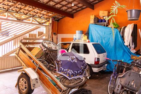 Casa para alugar com 300m², 4 quartos e 4 vagasHall / garagem