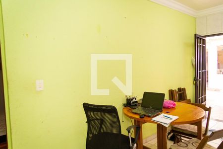 Casa para alugar com 300m², 4 quartos e 4 vagasCozinha da edícula