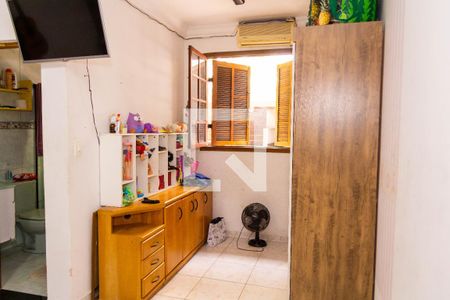 Casa para alugar com 300m², 4 quartos e 4 vagasQuarto  da edícula