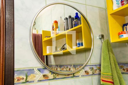 Casa para alugar com 300m², 4 quartos e 4 vagasBanheiro  da edícula