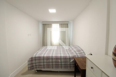 Apartamento à venda com 80m², 3 quartos e 2 vagasSuíte