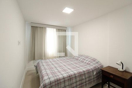 Apartamento à venda com 80m², 3 quartos e 2 vagasSuíte