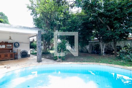 Casa à venda com 1250m², 4 quartos e 5 vagasPiscina
