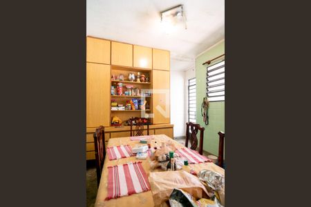 Casa à venda com 1250m², 4 quartos e 5 vagasCopa