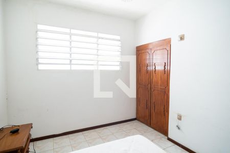 Casa à venda com 1250m², 4 quartos e 5 vagasSuíte 2
