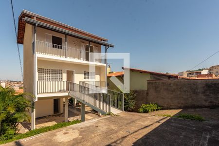Casa à venda com 150m², 2 quartos e 2 vagas Casa à venda com 150m², 2 quartos e 2 vagasFachada