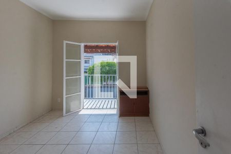 Casa à venda com 150m², 2 quartos e 2 vagas Casa à venda com 150m², 2 quartos e 2 vagasSuíte