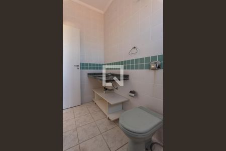 Casa à venda com 150m², 2 quartos e 2 vagas Casa à venda com 150m², 2 quartos e 2 vagasBanheiro