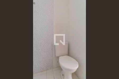 Apartamento à venda com 35m², 2 quartos e sem vaga Apartamento à venda com 35m², 2 quartos e sem vagaBanheiro