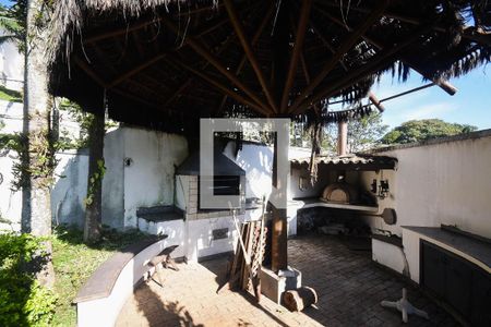 Churrasqueira de casa à venda com 3 quartos, 700m² em Jardim Guedala, São Paulo