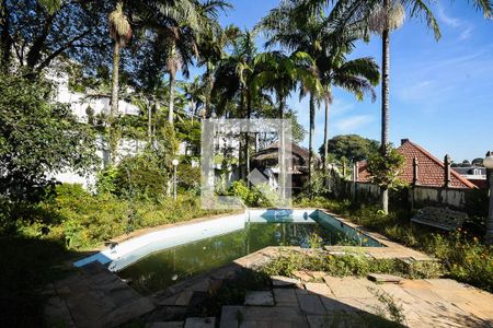 Piscina de casa à venda com 3 quartos, 700m² em Jardim Guedala, São Paulo