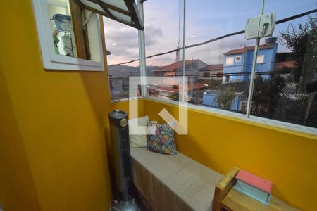 Casa à venda com 200m², 2 quartos e 2 vagas Casa à venda com 200m², 2 quartos e 2 vagasSacada