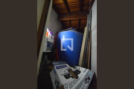 Casa à venda com 200m², 2 quartos e 2 vagas Casa à venda com 200m², 2 quartos e 2 vagasDespensa