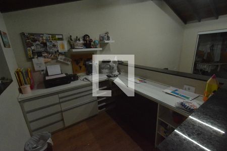 Casa à venda com 200m², 2 quartos e 2 vagas Casa à venda com 200m², 2 quartos e 2 vagasEscritório