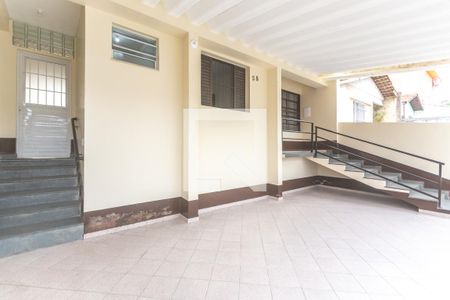 Casa para alugar com 100m², 2 quartos e 3 vagas Casa para alugar com 100m², 2 quartos e 3 vagasGaragem