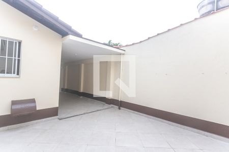 Casa para alugar com 100m², 2 quartos e 3 vagas Casa para alugar com 100m², 2 quartos e 3 vagasQuintal