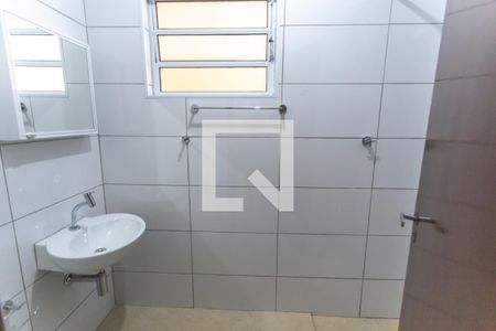 Casa para alugar com 100m², 2 quartos e 3 vagas Casa para alugar com 100m², 2 quartos e 3 vagasBanheiro