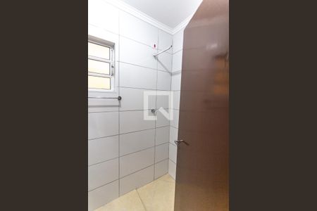 Casa para alugar com 100m², 2 quartos e 3 vagas Casa para alugar com 100m², 2 quartos e 3 vagasBanheiro