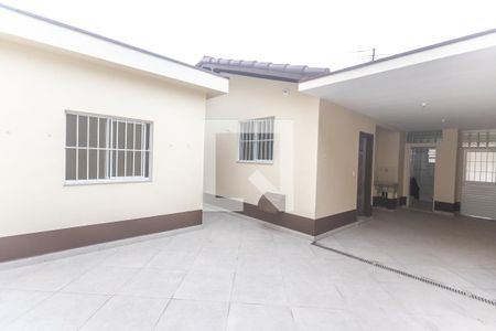 Casa para alugar com 100m², 2 quartos e 3 vagas Casa para alugar com 100m², 2 quartos e 3 vagasQuintal