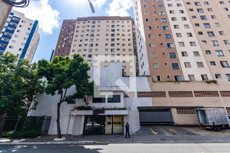 Apartamento à venda com 50m², 2 quartos e 1 vaga Apartamento à venda com 50m², 2 quartos e 1 vagaFachada