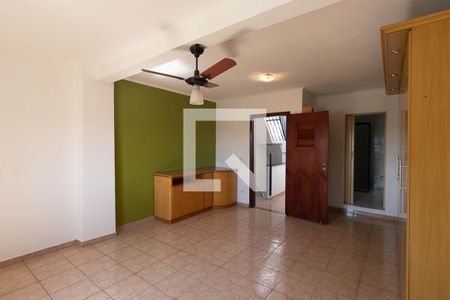 Suíte 1 de casa para alugar com 3 quartos, 210m² em Vila Mazzei, São Paulo