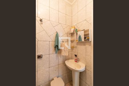 Casa para alugar com 210m², 3 quartos e 2 vagasBanheiro