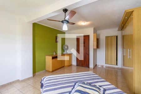 Suíte 1 de casa para alugar com 3 quartos, 210m² em Vila Mazzei, São Paulo