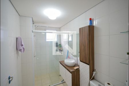 Banheiro Social de apartamento à venda com 2 quartos, 52m² em Parque Fongaro, São Paulo