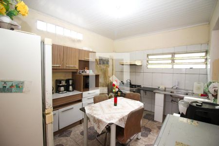 Casa à venda com 146m², 4 quartos e 2 vagasCozinha 2