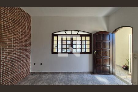 Casa para alugar com 3 quartos, 142m² em Vila Palmares, Santo André