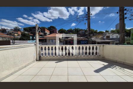 Casa para alugar com 3 quartos, 142m² em Vila Palmares, Santo André