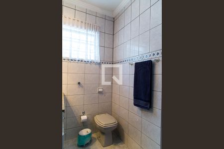 Casa à venda com 160m², 3 quartos e 2 vagas Casa à venda com 160m², 3 quartos e 2 vagasBanheiro social