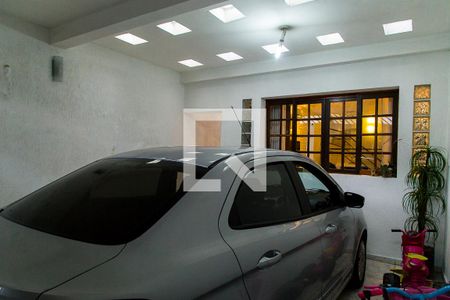 Casa à venda com 160m², 3 quartos e 2 vagas Casa à venda com 160m², 3 quartos e 2 vagasGaragem